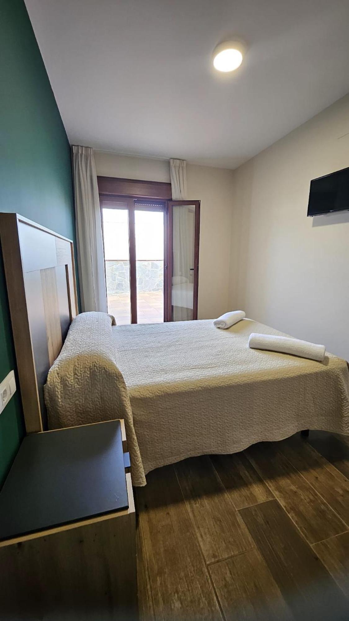 Casa Rural La Nava Навалуенга Екстериор снимка